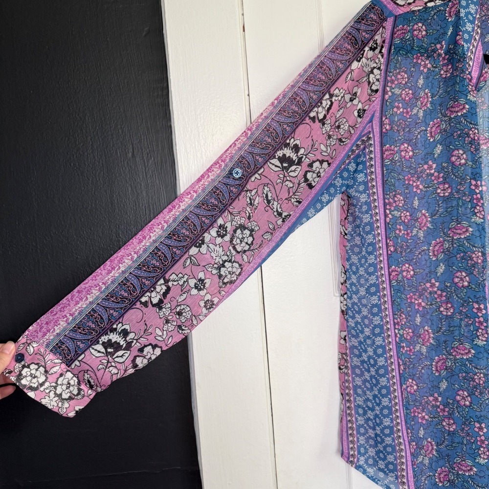 KUT from the Kloth Blue Pink Floral Paisley Patchwork Roll Tab Blouse Large - Picture 6 of 12